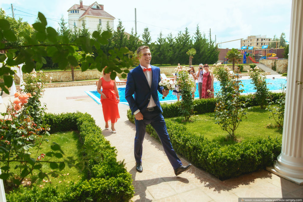 Wedding photo session for two. Crimea. Professional wedding and family photographer - Sergey YUSHKOV. Beautiful wedding, romantic, family, individual photographing in cities - Sevastopol, Simferopol, Yalta, Alushta, Feodosia, Moscow. Wedding, family photographer in Crimea, Sevastopol, Moscow - Sergey YUSHKOV