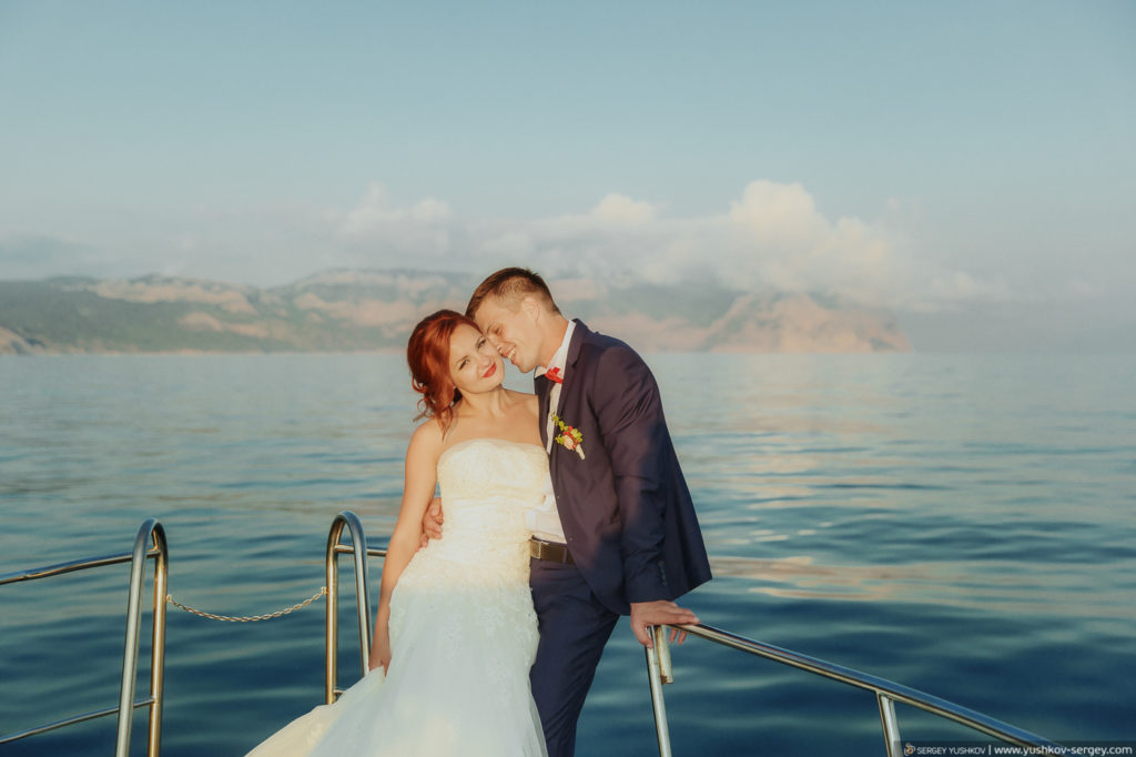 Wedding photo session for two. Crimea. Professional wedding and family photographer - Sergey YUSHKOV. Beautiful wedding, romantic, family, individual photographing in cities - Sevastopol, Simferopol, Yalta, Alushta, Feodosia, Moscow. Cвадебный, семейный фотограф в Крыму, Севастополе, Москве - Сергей Юшков