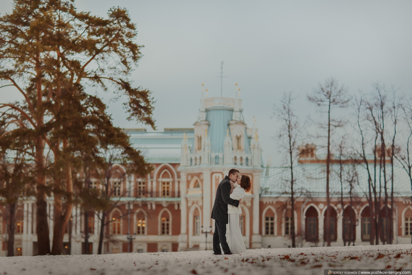 Ivan and Olga. Winter wedding photo for two in Moscow.