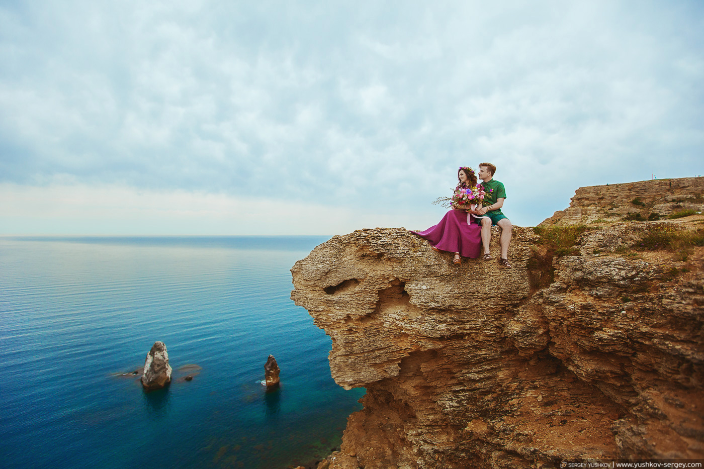 Romantic photo for two. Crimea. Andrey and Taya.