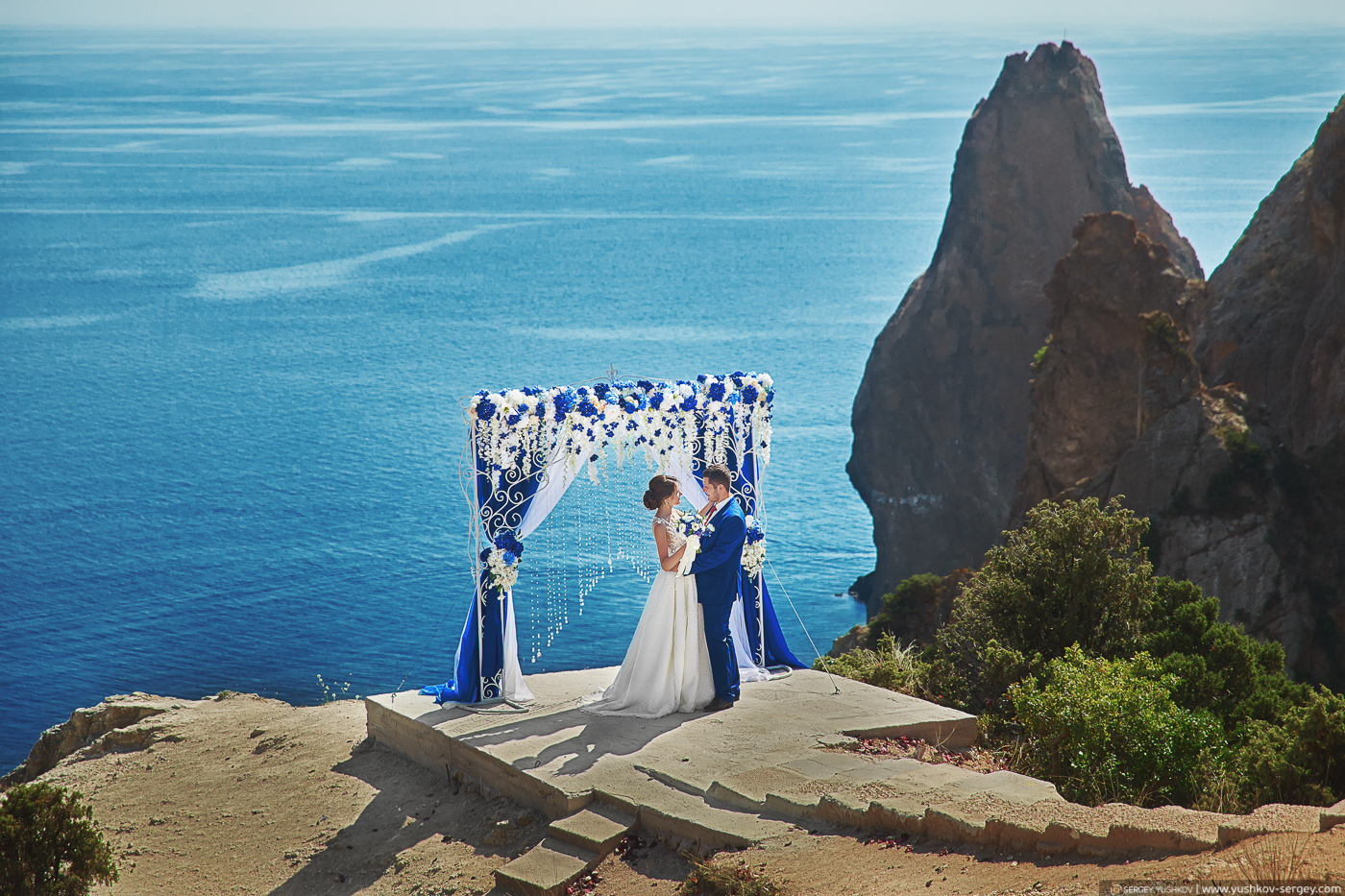 Свадьба для двоих в Крыму. Самые красивые места для фотосессии.