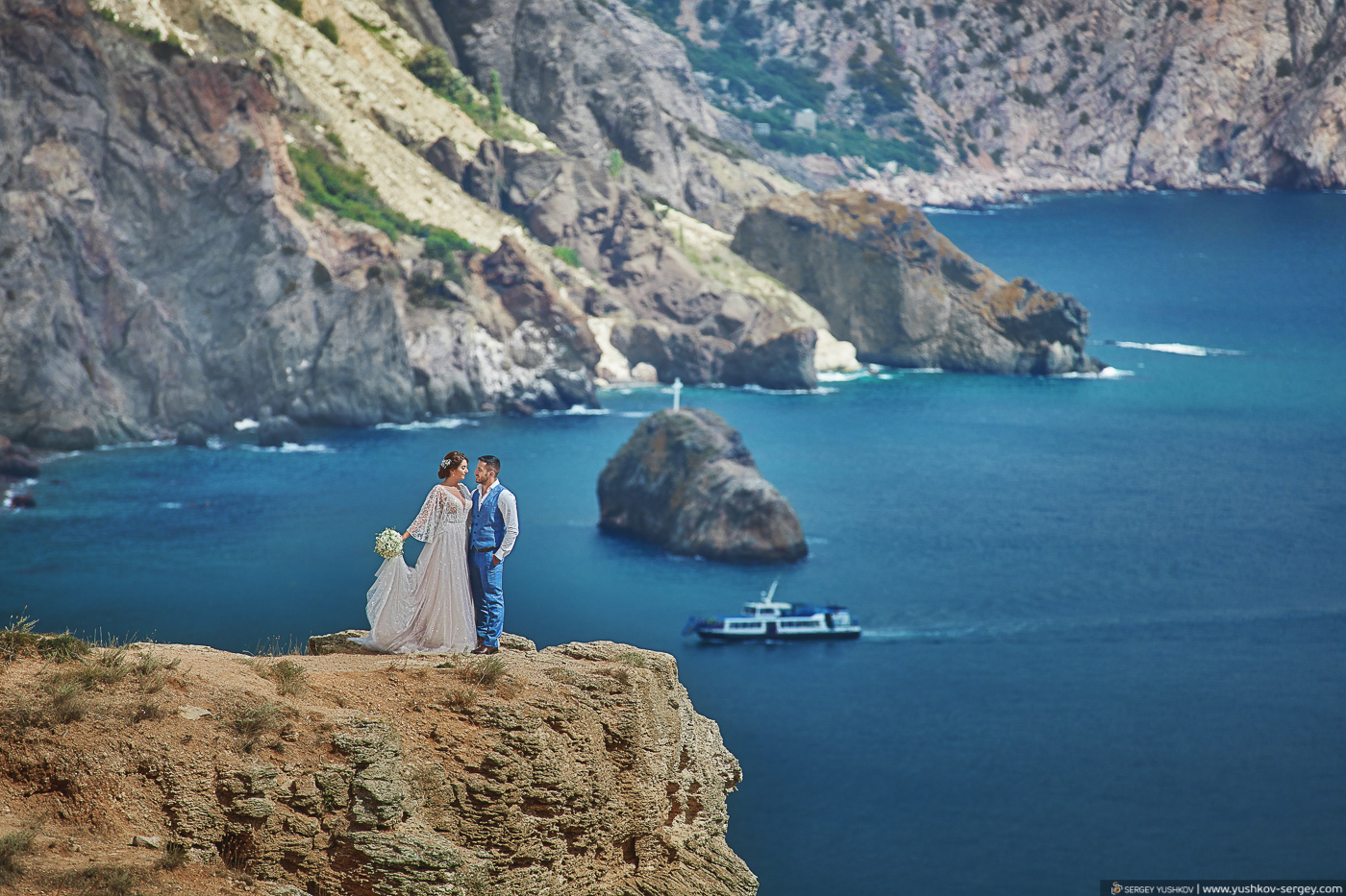 Свадьба для двоих в Крыму. Мыс Фиолент, Севастополь. Фотограф - Сергей Юшков.